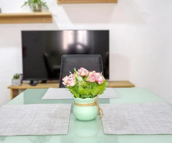 홈스테이 R1 Nr Retreat 그지라