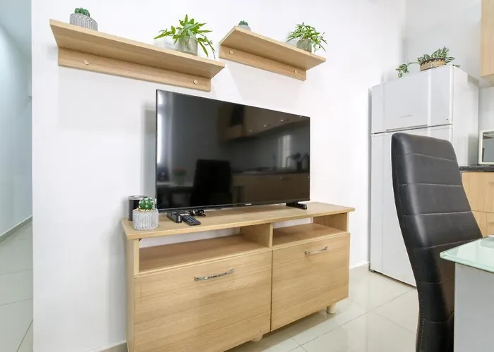 홈스테이 R1 Nr Retreat 그지라